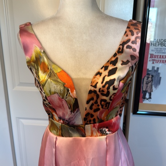 Va va voom Floral and Leopard Print Pink Dress - Picture 5 of 15